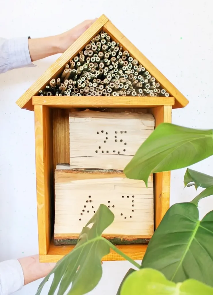 DIY Insektenhotel für Wildbienen - DIY Bienenhotel | Tinkerhome - Einfache DIYs für Zuhause