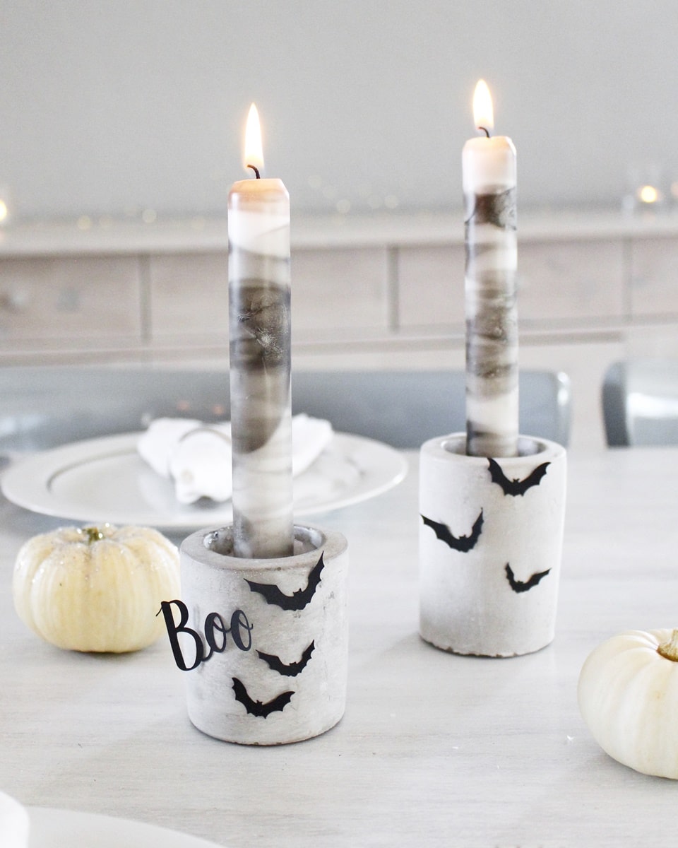 DIY Halloweendeko: Kerzenhalter und rußige DIY Kerzen für Halloween | Tinkerhome - Einfache DIYs für Zuhause