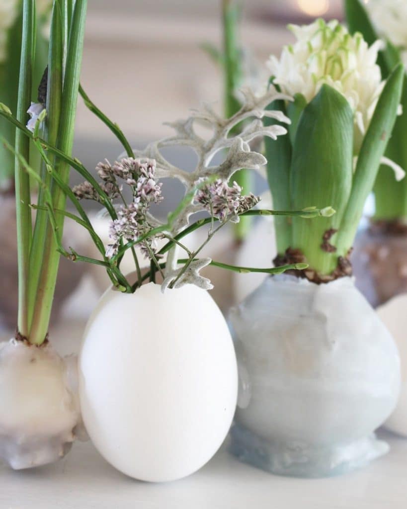 Osterdeko: DIY Osterkranz aus Eierschalen und Hyazinthen im Wachsmantel | Tinkerhome: Einfache DIYs für dein Zuhause