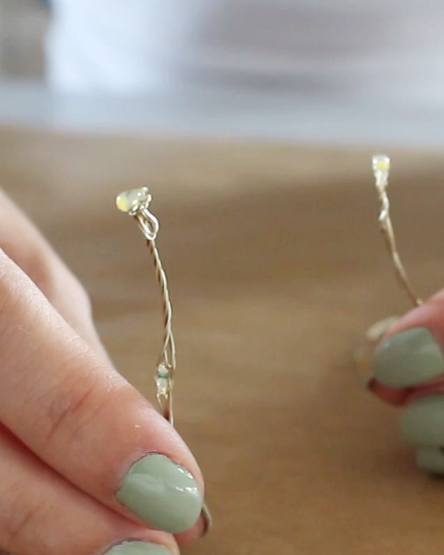 leuchtende Pilze mit Heißkleber und Glitzer basteln | Tinkerhome - Einfache DIYs für Zuhause
