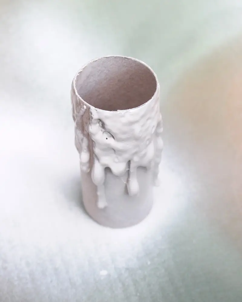 Du wartest noch auf deinen Hogwarts-Brief? Mit meiner magischen Harry Potter Tischdeko bringe ich dich Hogwarts ein Stück näher. Neben einigen bekannten DIYs, wie den schwebenden Kerzen, zeige ich dir ausgefallene Ideen, die deine Tischdeko magisch werden lassen. Passend zu Halloween kannst du die magische Tischdeko direkt umsetzen. Magische DIY Harry Potter Tischdeko - diy harry potter kerzen basteln 7