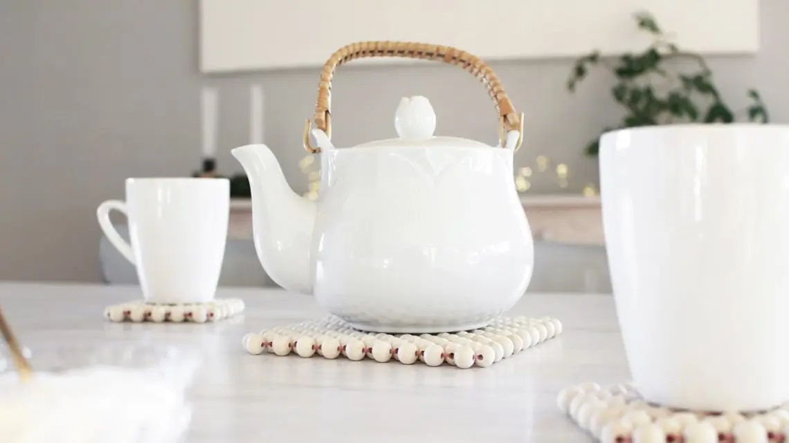 DIY Holzperlen Untersetzer basteln | Tinkerhome -Einfache DIYs für dein Zuhause