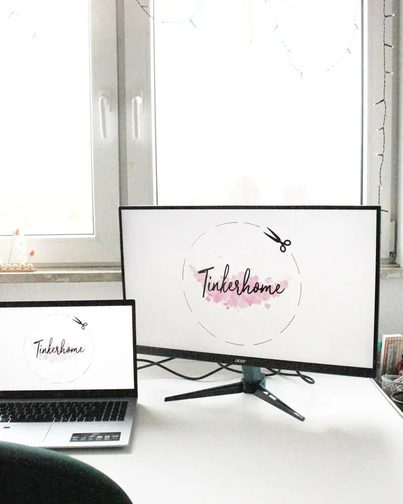 Ich zeige wie du eine Bastelecke einrichten, einen DIY Basteltisch bauen und deine Bastelsachen aufbewahren kannst - inkl. DIY Overhead Stativ Bastelecke einrichten und Bastelsachen aufbewahren | Tinkerhome - Einfache DIYs für dein Zuhause