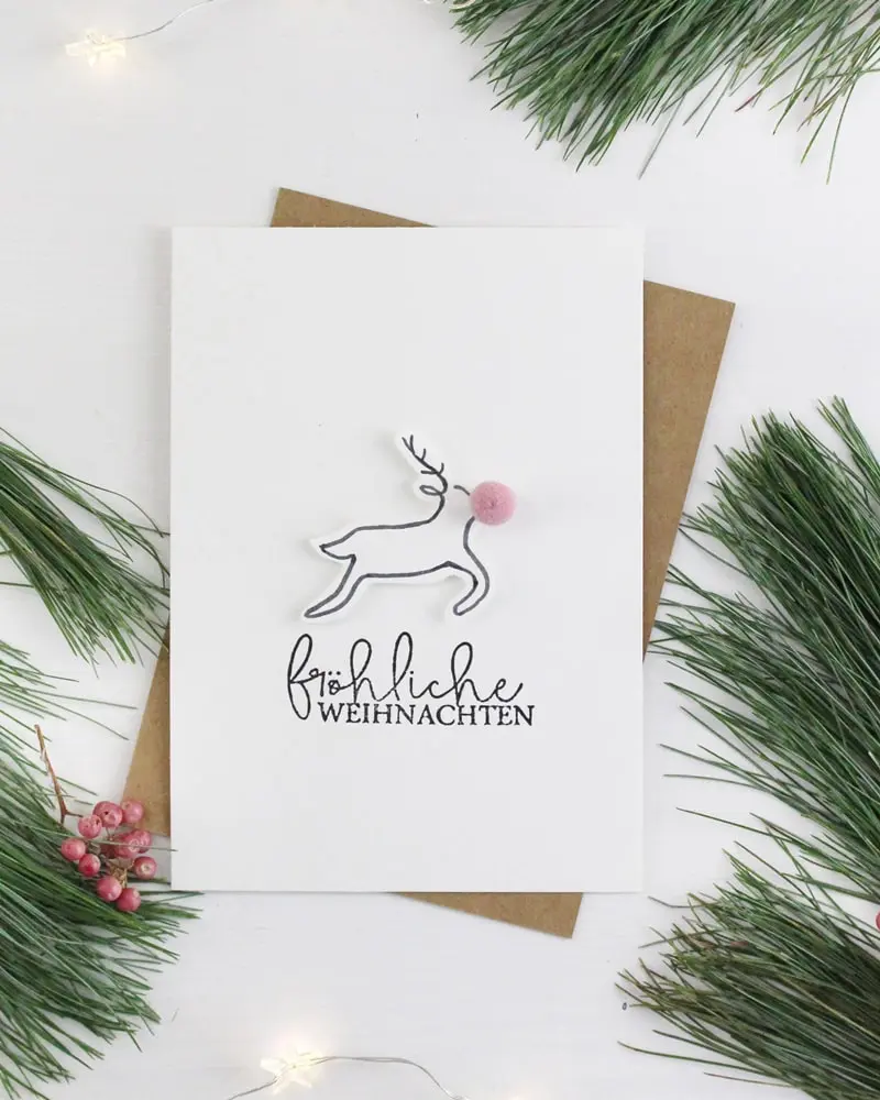 Die Weihnachtszeit ist eine der schönsten und zugleich stressigsten Phasen des Jahres. Die Suche nach den perfekten Geschenken für Freunde und Familie kann ganz schön herausfordernd und nervenaufreibend sein. Ich habe die perfekte Lösung für dich: kleine DIY Weihnachtsgeschenke! Diese persönlichen und handgemachten Mitbringsel sind nicht nur kostengünstig, sondern auch einzigartig. Für manche Ideen brauchst du etwas länger, andere sind schnell gemacht. DIY Weihnachtskarten basteln: 50+ Weihnachtsmotive zum Ausmalen und Audrucken | Tinkerhome - einfache DIYs für dein Zuhause