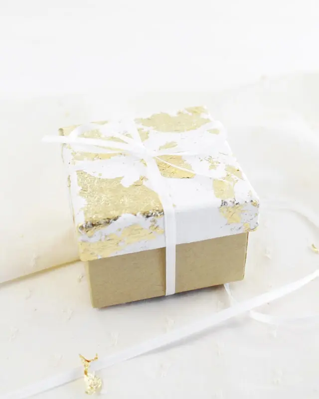 Geldgeschenk: Geld falten als Hochzeitsgeschenk - Herz, Eheringe, Kleeblatt, Schiffchen / Boot Geld falten als Hochzeitsgeschenk - geldscheine falten eheringe hochzeit 2