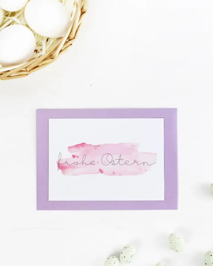 Verschicke kleine Ostergrüße an deine Liebsten mit meinen modernen Osterkarten zum Ausdrucken. Du kannst meine Motive sowohl als Klappkarten, als auch als Postkarten nutzen. Jetzt kaufen & bequem zuhause ausdrucken! 14 moderne Osterkarten zum Ausdrucken als PDF Datei – Perfekt für DIY Ostergrüße | Tinkerhome - Einfache DIYs für dein Zuhause