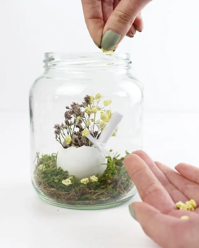 Bald ist Ostern und da habe ich mir natürlich schon Gedanken zu den Ostergeschenken und den Geschenkverpackungen gemacht. Eins steht fest: die Geschenke sollen nachhaltig verpackt werden und natürlich schön aussehen! Meine Ideen habe ich in diesem Blogbeitrag zusammengetragen. Nachhaltige DIY Geschenkverpackung Ostern - diy verpackung geschenk gutschein ostern 10