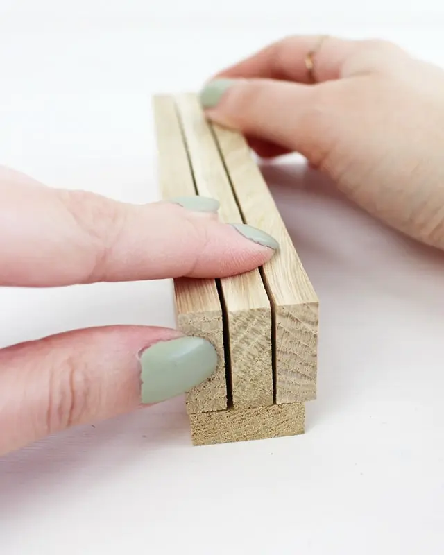 Bald ist Ostern und da habe ich mir natürlich schon Gedanken zu den Ostergeschenken und den Geschenkverpackungen gemacht. Eins steht fest: die Geschenke sollen nachhaltig verpackt werden und natürlich schön aussehen! Meine Ideen habe ich in diesem Blogbeitrag zusammengetragen. Nachhaltige DIY Geschenkverpackung Ostern - diy verpackung geschenk gutschein ostern 20