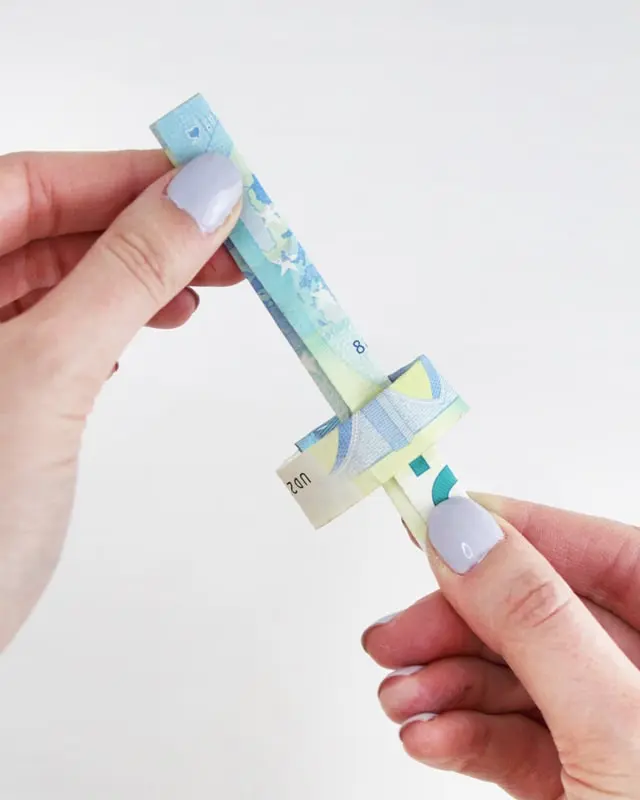 Geldgeschenk: Geld falten als Hochzeitsgeschenk - Herz, Eheringe, Kleeblatt, Schiffchen / Boot Geld falten als Hochzeitsgeschenk - geldscheine falten eheringe hochzeit 6