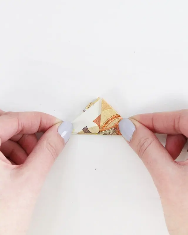 Geldgeschenk: Geld falten als Hochzeitsgeschenk - Herz, Eheringe, Kleeblatt, Schiffchen / Boot Geld falten als Hochzeitsgeschenk - geldscheine falten schiffchen 20