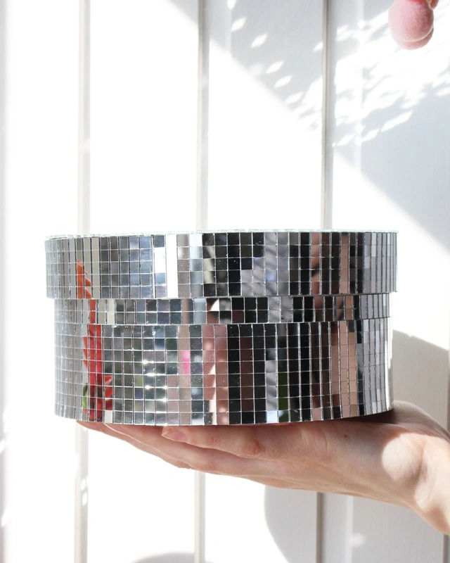 Günstige DIY Dopamine Decor basteln - diy dopamine decor spiegelbox 1