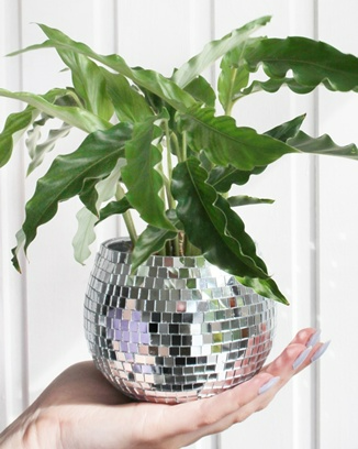 DIY Dopamine Decor: Disco Blumentopf | Tinkerhome - Einfache DIYs für dein Zuhause